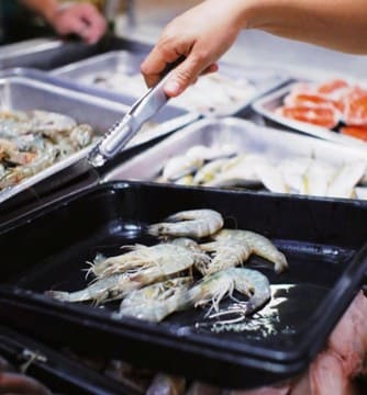 Selección de mariscos frescos Zequeda Paellas