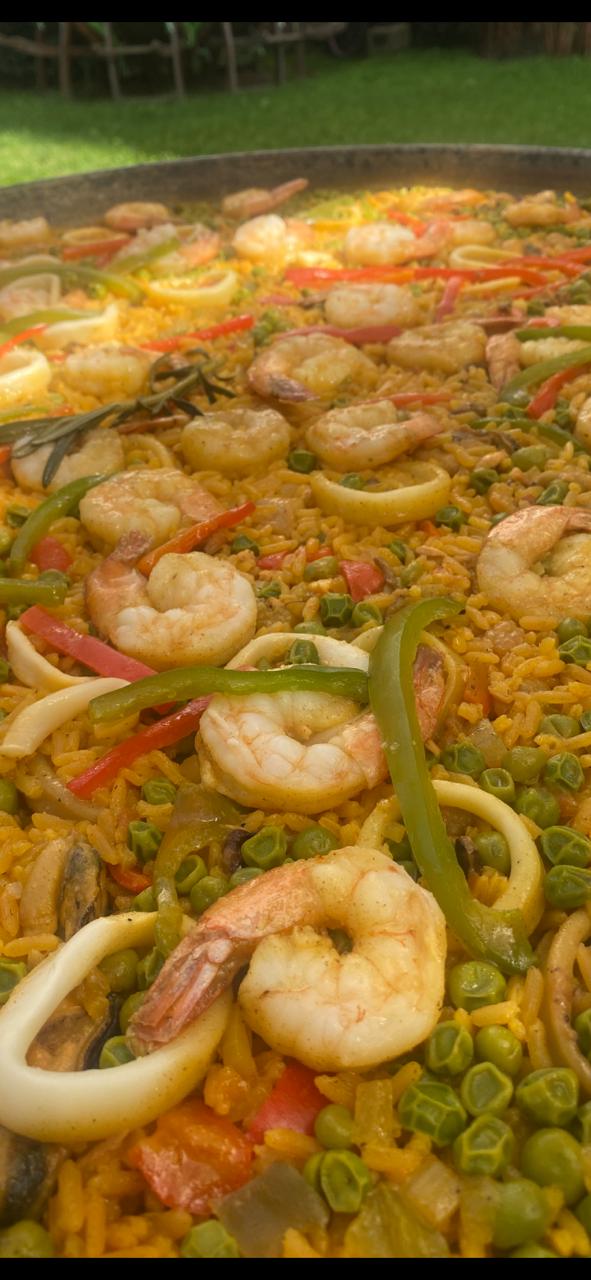 Paella Marinera (Mariscos frescos) $45.000  Cada Plato (Pedido Mínimo 6) Ver tamaños →
