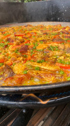 Paella Valenciana de Carnes. $38.000  Cada Plato (Pedido Mínimo 6).      Ver tamaños →