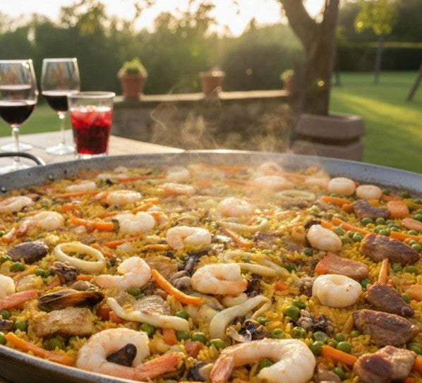 Paella Mixta mariscos + carnes $45.000  Cada Plato (Pedido Mínimo 6) Ver tamaños →
